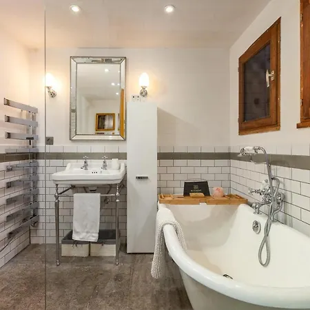 Chalet Fleur De Lys - Chalet 4br Wood Stove , Cinema , Parental - By Cozee * Les Houches