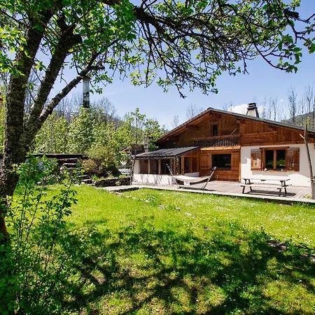 Chalet Chalet Fleur De Lys - Chalet 4br Wood Stove , Cinema , Parental - By Cozee